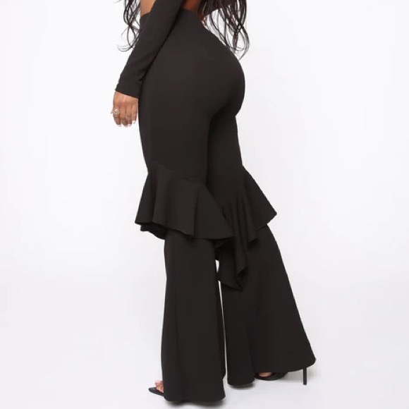 Fashion Nova Pants - 3/20 FashionNova Black Ruffle Pants